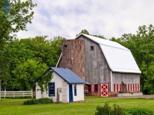 Old Tin Barn