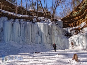 Devil's Punchbowl Ice Formations