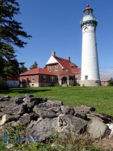 Light at Seul Choix Point