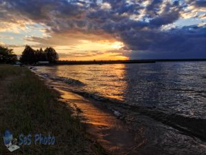 End of Day at Lake